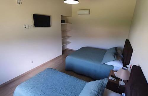 Governador Celso Ramos Apartment | Cozy Beachside Retreat in Gov Celso Ramos with Ocean Views
