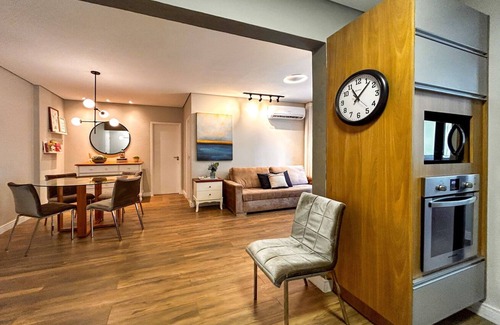 Pompeia Apartment | Cozy Apt with Wi-Fi Just 400m from Santos Beach