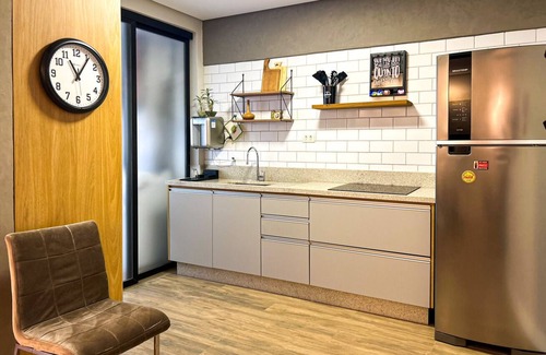 Pompeia Apartment | Cozy Apt with Wi-Fi Just 400m from Santos Beach
