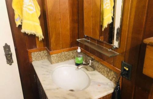 Historic Center Apartment | Cozy Retreat in the Heart of Petrópolis for Everyone