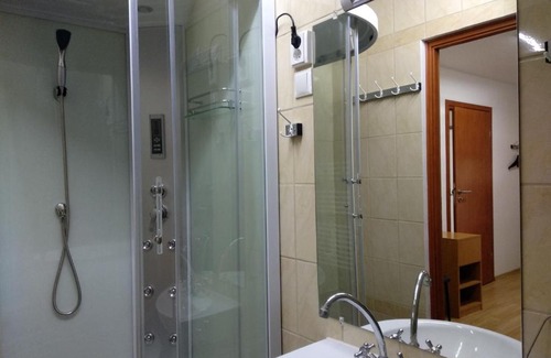 Debrecen House | Cozy Acopark Vendégház: Pet & Child Friendly Retreat