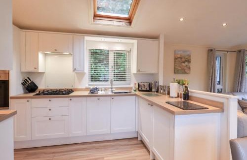 Bowness-on-Windermere House | Pet-Friendly Acorn Bank Lodge - 4-Star Retreat with High Ratings