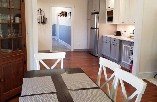 Warm Springs Cottage | Tranquil Acorn Cottage in Bacova, VA - Guest Rated 10/10