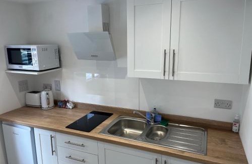 Ford Apartment | Kid-Friendly Acorn Lodge: Guest Rated 9.2/10