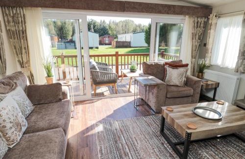 Morpeth House | Acorn Lodge: Family-Friendly Retreat for Memorable Getaways