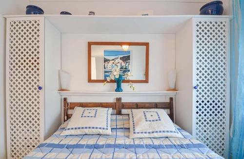 El Mas Bosca House | Elegant Maison Typique de Roses with Private Pool & Ocean View