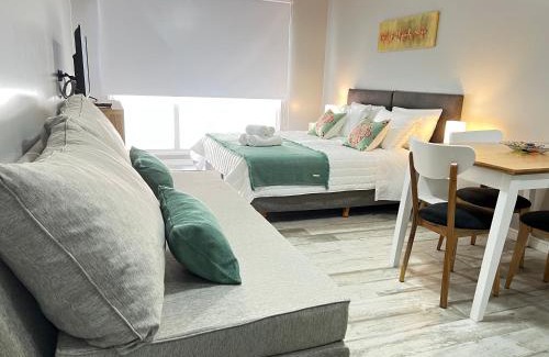 San Carlos de Bariloche Apartment | Family-Friendly Acqua Apartments Bariloche with High Ratings