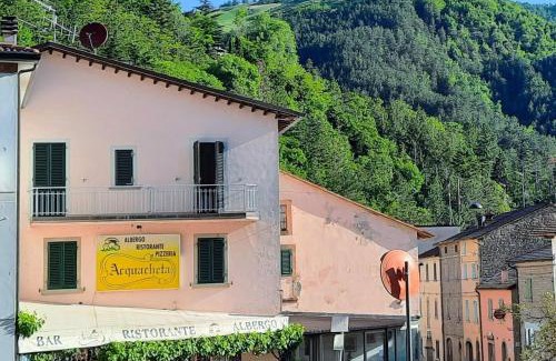 San Benedetto in Alpe Hotel | Comfortable Acquacheta Valtancoli with Breakfast & Kitchen