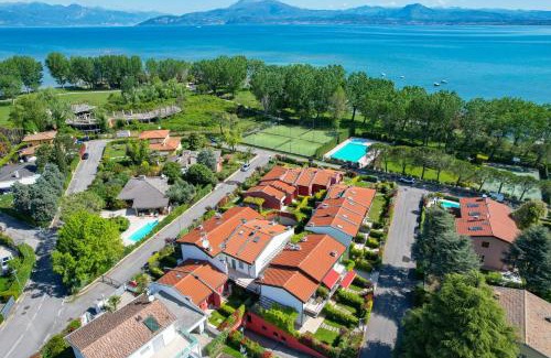 San Benedetto di Lugana Apartment | Explore Acquarius Resort Sirmione with Oceanfront Views