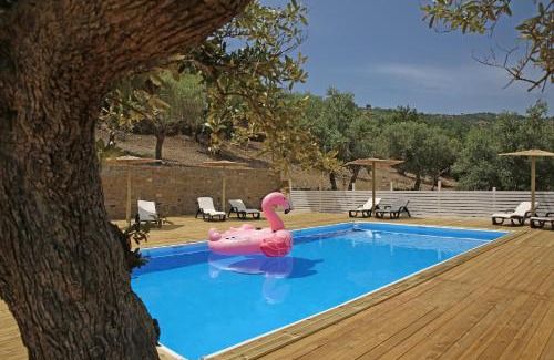Laureana Cilento Cabin | Top-Rated Acquasanta Relais with Oceanfront Pool Views