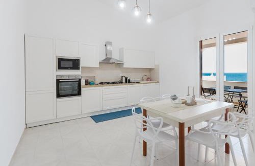 Granitola Torretta House | Acquazzurra Sea Home by Quokka 360 - villa with sea view