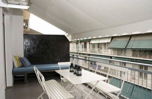 Koukaki Apartment | Cozy Acropolis One-Bedroom Apartment with Large Balcony