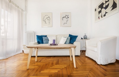Makrigianni Apartment | Unforgettable Views of Acropolis with Top-Rated Amenities