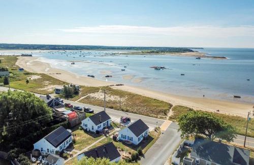 Wellfleet House | Inviting Hotel Steps from Mayo Beach and Downtown Fun