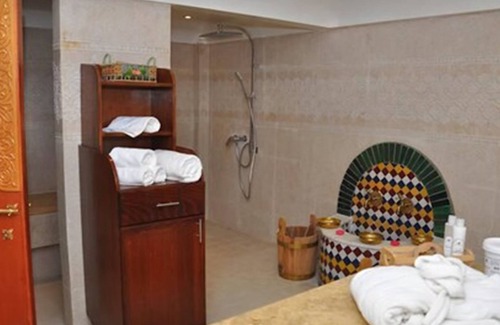 Ville Nouvelle Hotel | Relax at Across Hôtels & Spa Fès with Pool and Restaurant