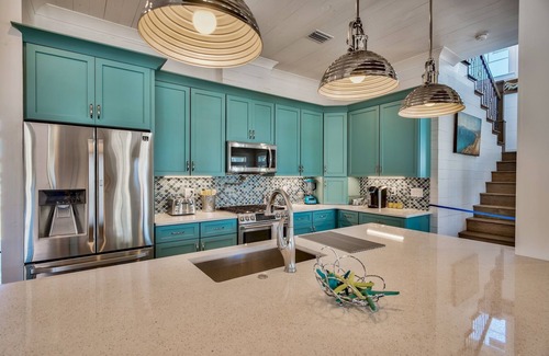 Crystal Shores House | Relaxing King Suites with Private Pool & Ocean View Awaits