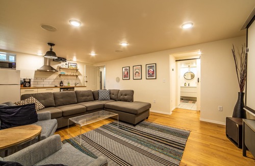 University District Apartment | Modern Apartment Near U of M with Spa & Parking Included