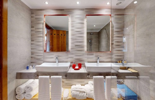 Elia Nikitis Hotel | Elegant Acrotel Athena Residence with Ocean View & Spa