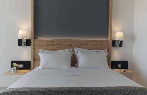 Elia Nikitis Hotel | Relax at Acrotel Elea Beach: 4-Star Family-Friendly Retreat