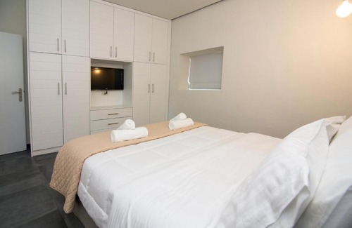 Igoumenitsa Apartment | Guest Rated 9/10 at Acrothea Perdika with Family Amenities