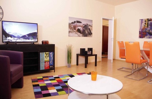 Sandershausen Apartment | Pet-Friendly Studio ACS 7: Your Art City Retreat in Kassel