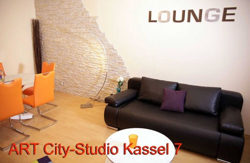 Sandershausen Apartment | Pet-Friendly Studio ACS 7: Your Art City Retreat in Kassel