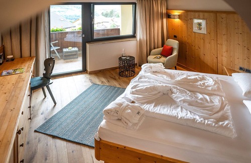 Siusi Hotel | Discover Activehotel Diana: 4-Star Stay with Pool & Spa