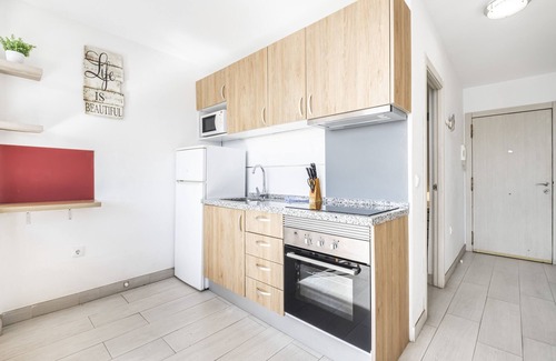 Rincon de Loix Apartment | Relaxing Retreat at Acuarium 3-19-E with Pool & Spa