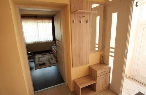 Sarvar Apartment | Guest Rated 10/10 Adél Apartment with Family Amenities