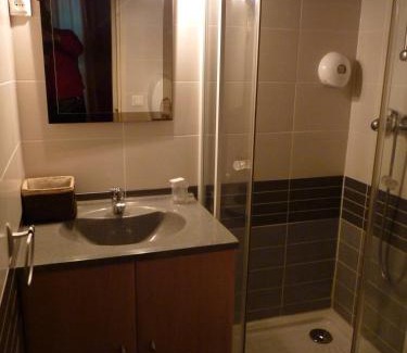 L'Union Hotel | Stay at Ad Cyber-Hôtel: Pet-Friendly with High Ratings