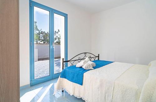 San Lorenzo Apartment | Beautiful Retreat Near Vendicari with Ocean Views