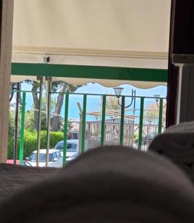 Praia a Mare Bed & Breakfast | Steps from the Sea: Family-Friendly Ocean View Hotel