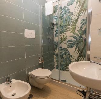 Praia a Mare Bed & Breakfast | Steps from the Sea: Family-Friendly Ocean View Hotel