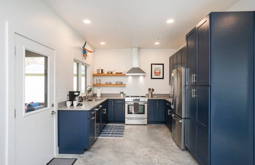 Nashville House | Unforgettable Drummond Getaway: ADA-Friendly with Patio