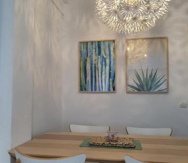 Santiago de Compostela Apartment | AdA Apartamento - Family-Friendly Stay with 9.4/10 Rating