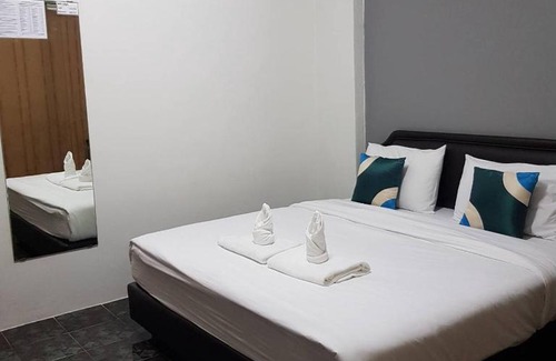 Bang Pakok Apartment | Highly Rated ADA Apartment - Perfect for Families
