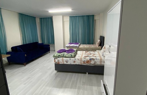 Dulkadiroglu Apartment | Budget-Friendly Stay at Ada Rezıdans with Family Kitchen