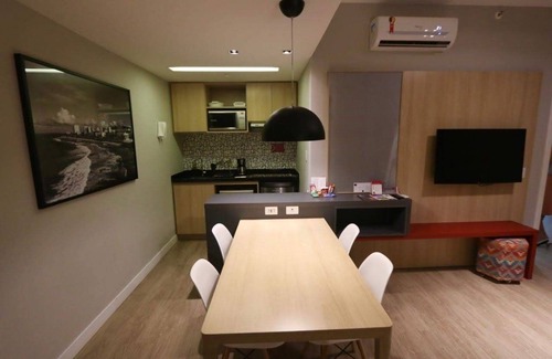 Caminho das Arvores Apartment | Idyllic Stay at Adage Aparthotel 1707 with Ocean Views