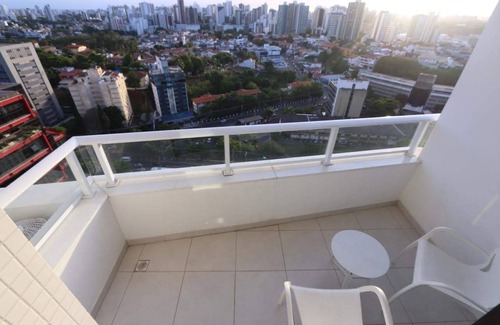 Caminho das Arvores Apartment | Idyllic Stay at Adage Aparthotel 1707 with Ocean Views