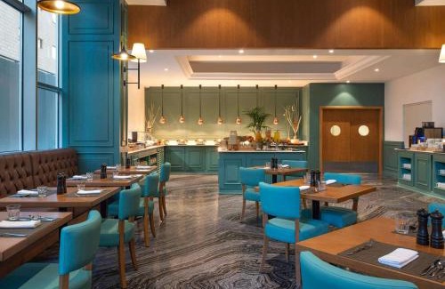 Al Muntazah Hotel | Discover Adagio Doha: 4-Star Hotel with Oceanfront Views