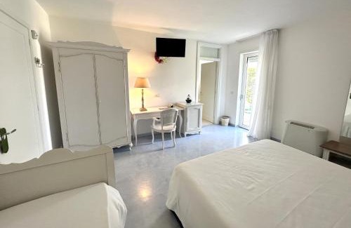 Pittuini Bed & Breakfast | Oceanfront Getaway at Adagio Salentino - Rated 9.5/10