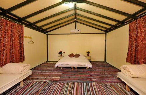 Eliad House | Discover Adam's Farm: Eco-Friendly Stay with Pool & Breakfast