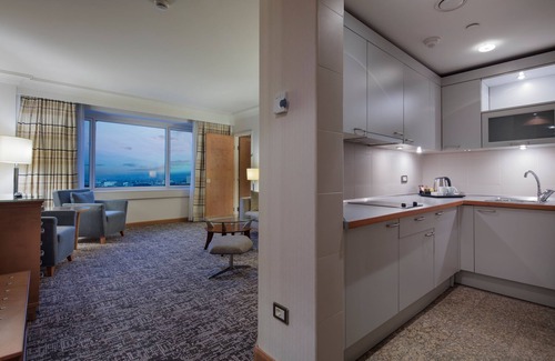 Yuregir Hotel | Premier Stay at Adana Hilton SA: Pool, Spa & Dining