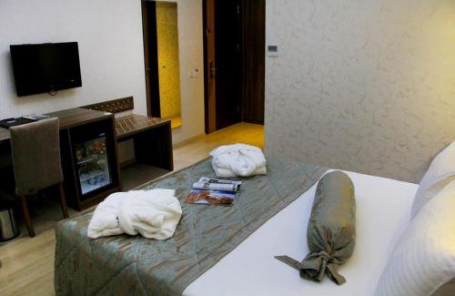 Yuregir Hotel | Adanava Hotel: Guest Rated 10/10 with Hot Tub & Kitchen