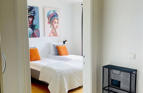 Norresundby Apartment | Modern Apartment at aday in Nørresundby with Spa & Kitchen