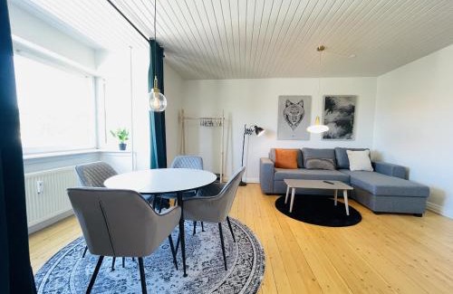 Norresundby Apartment | Modern Apartment in Noerresundby - Pet & Child Friendly