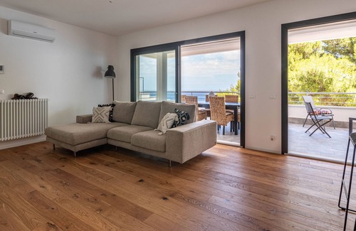 Addaura Villa | Addisio Seafront Villa by Wonderful Italy