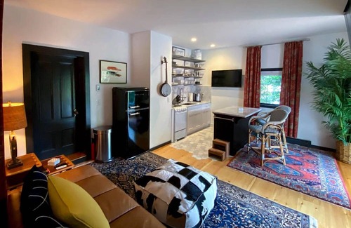 Rockport Bed & Breakfast | Guest Rated: 9.8 at Addison Choate Inn with Breakfast Included