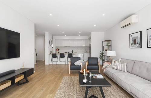 Shellharbour Apartment | Experience Addisons Escape: Beachfront Bliss Awaits You