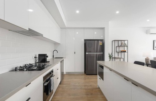 Shellharbour Apartment | Experience Addisons Escape: Beachfront Bliss Awaits You